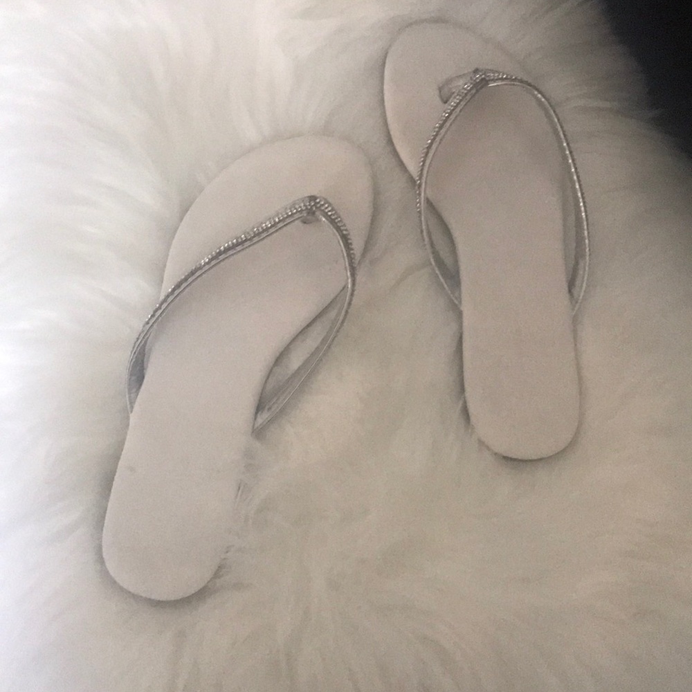 Rinestone flip flops